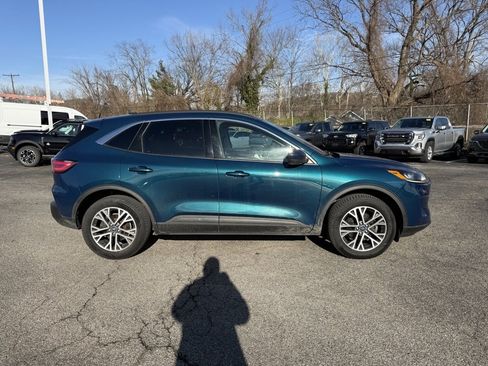 Used 2020 Ford Escape SEL image 10