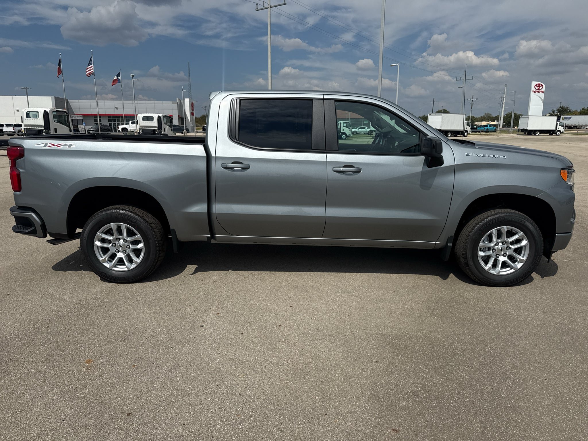 New 2026 Chevrolet Silverado 1500 RST w/ Convenience Package II AWD/4WD image 21