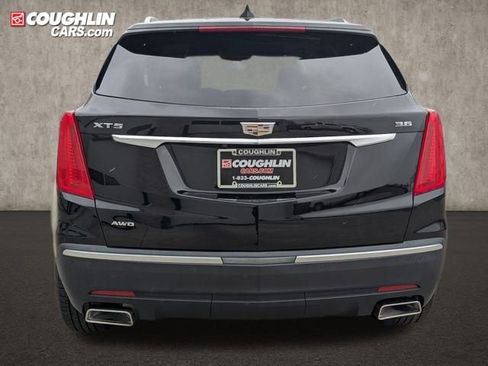 Used 2018 Cadillac XT5 Luxury w/ Driver Awareness Package image 7