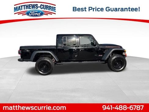 Used 2022 Jeep Gladiator Mojave w/ Trailer Tow Package AWD/4WD image 3