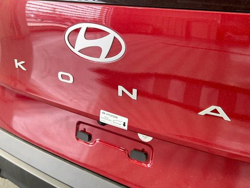 New 2025 Hyundai Kona SEL AWD/4WD image 32