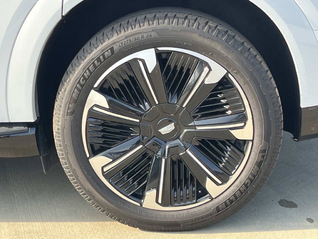 Certified 2026 Cadillac Escalade IQ Sport 2 AWD/4WD image 11