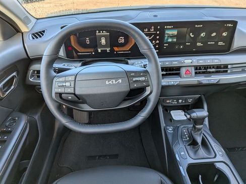 New 2026 Kia K4 GT-Line Turbo FWD image 17