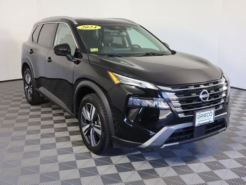 Used 2024 Nissan Rogue SL AWD/4WD image 1