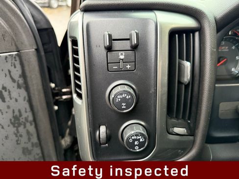 Used 2018 Chevrolet Silverado 1500 LT w/ All Star Edition image 11