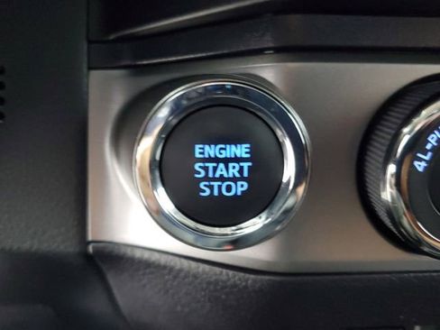 Used 2023 Toyota Tacoma SR5 w/ Technology Package AWD/4WD image 30