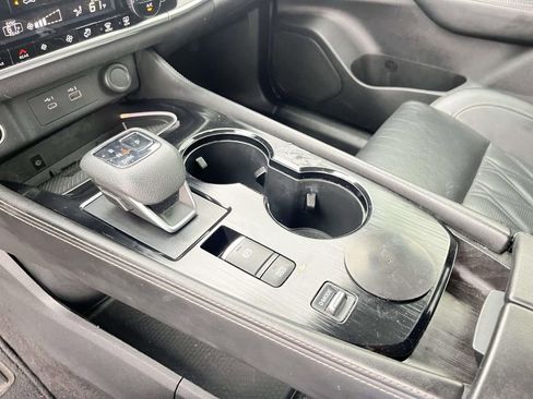 Used 2021 Nissan Rogue Platinum image 23