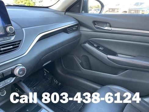 Used 2024 Nissan Altima 2.5 SR FWD image 26