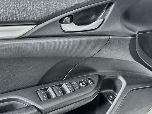 Used 2020 Honda Civic Sport image 15