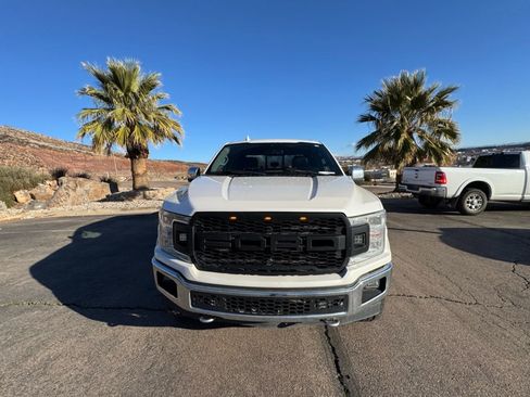 Used 2018 Ford F150 Lariat w/ Equipment Group 502A Luxury image 8