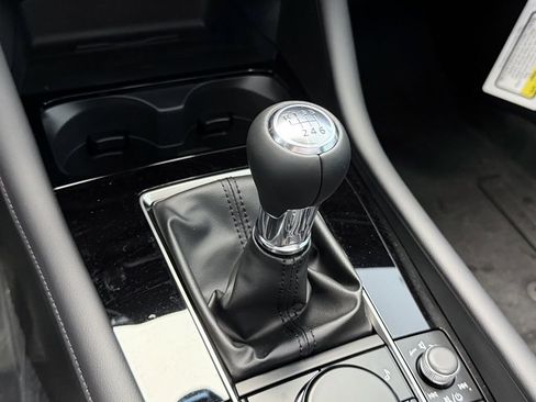 New 2026 MAZDA MAZDA3 2.5 S Hatchback w/ Premium Pkg FWD image 18