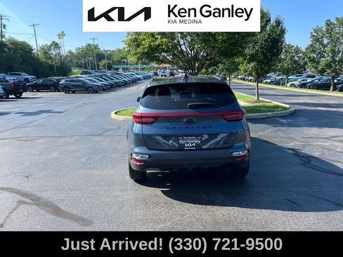 Certified 2022 Kia Sportage Nightfall Edition w/ Nighfall AWD Premium Package image 6