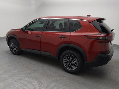 Used 2021 Nissan Rogue S FWD image 3