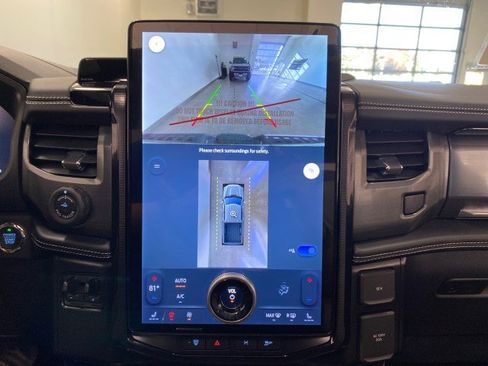 New 2023 Ford F150 Lightning Platinum image 40