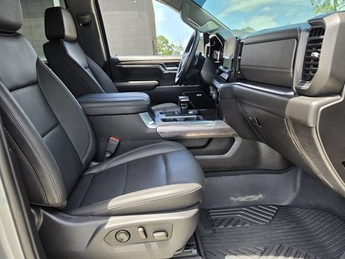 Used 2026 Chevrolet Silverado 1500 LTZ AWD/4WD image 29