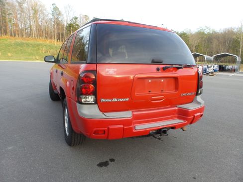 Used 2002 Chevrolet TrailBlazer LS w/ Preferred Equipment Group image 26