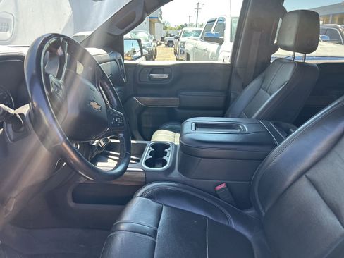 Used 2020 Chevrolet Silverado 1500 High Country w/ Technology Package image 10