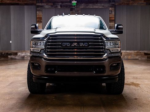 Used 2024 RAM 2500 Limited w/ Safety Group AWD/4WD image 2