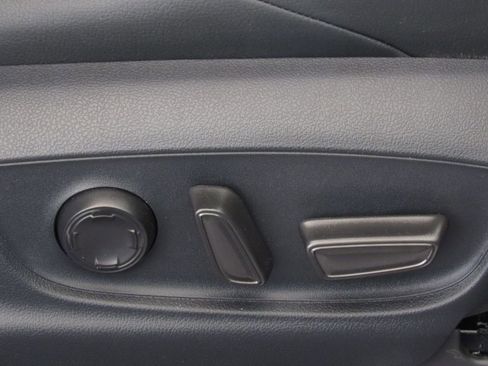 Used 2024 Toyota Tacoma TRD Sport w/ TRD Sport Premium Package image 24