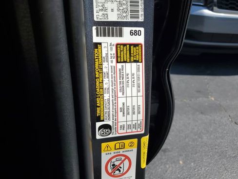 Used 2019 Toyota Tacoma TRD Off-Road AWD/4WD image 33
