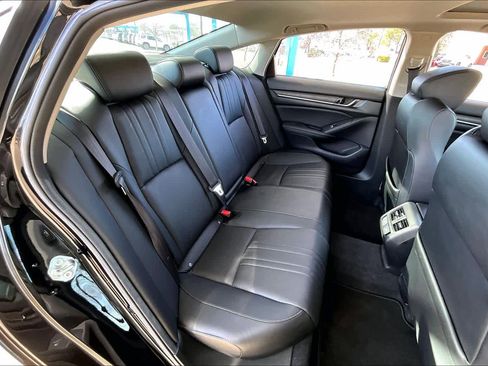 Used 2021 Honda Accord EX-L image 19