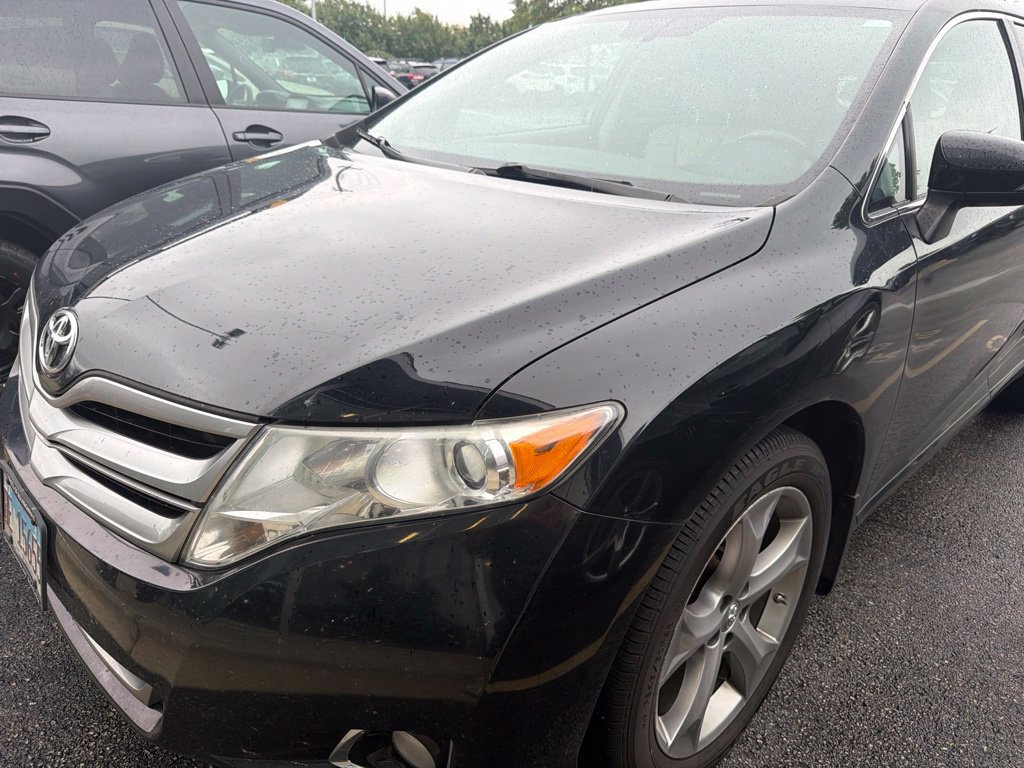 Used 2013 Toyota Venza XLE w/ XLE Premium Pkg AWD/4WD image 1