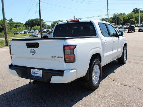 Used 2022 Nissan Frontier SV AWD/4WD image 18