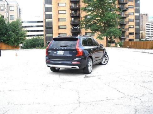 Used 2016 Volvo XC90 T6 Momentum w/ Momentum Plus Package AWD/4WD image 16