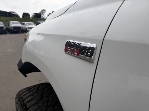 Used 2012 Toyota Tundra Limited w/ Memory Pkg AWD/4WD image 10