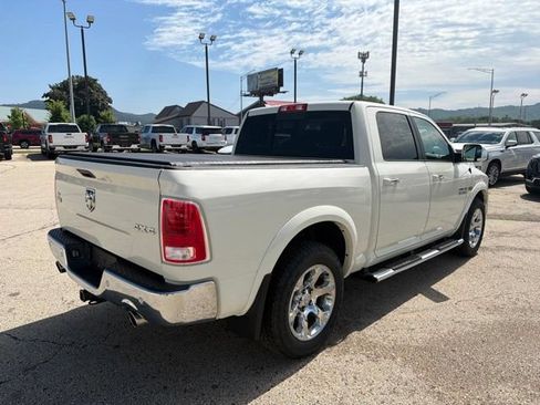 Used 2016 RAM 1500 Laramie w/ Convenience Group AWD/4WD image 5