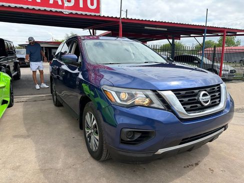 Used 2019 Nissan Pathfinder S AWD/4WD image 24