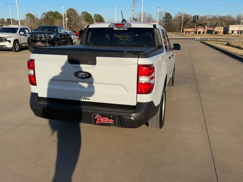 Used 2025 Ford Maverick XL w/ Equipment Group 102A image 8