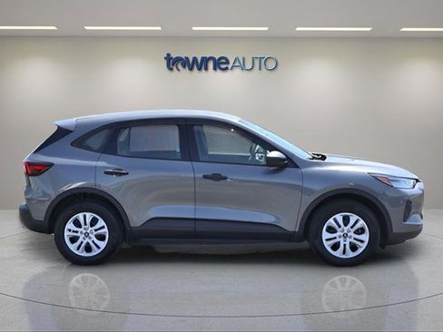 Used 2023 Ford Escape AWD image 8