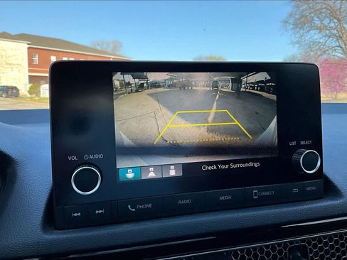 Certified 2022 Honda Civic EX image 25