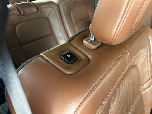 Used 2021 Lincoln Aviator Reserve w/ Equipment Group 201A RWD image 31