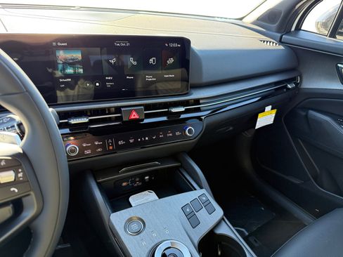 New 2026 Kia Sportage X-Line image 12