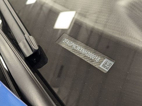 Used 2022 Ford GT image 24