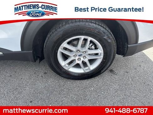 New 2025 Ford Explorer Active w/ Active Comfort Package image 16