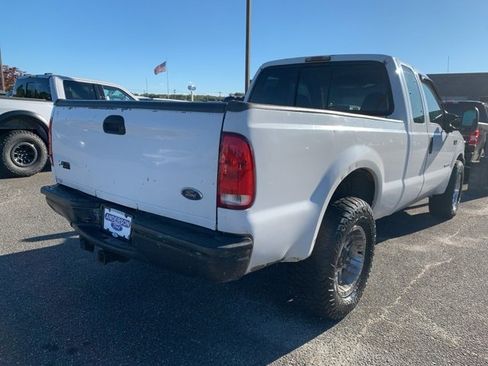 Used 2001 Ford F250 XLT image 5