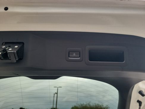 Certified 2023 MAZDA CX-30 AWD 2.5 S w/ Select Package image 6