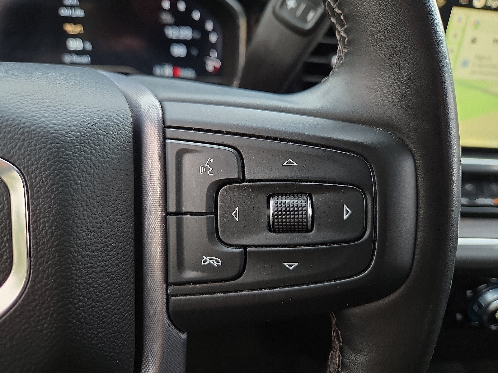 Used 2025 GMC Sierra 1500 SLT AWD/4WD image 22