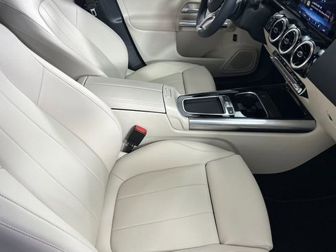 Certified 2026 Mercedes-Benz GLA 250 image 20