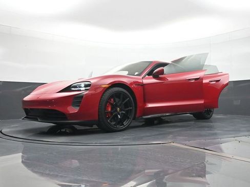 Certified 2023 Porsche Taycan GTS AWD/4WD image 32