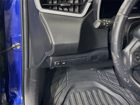 Used 2020 Toyota Corolla XSE FWD image 4