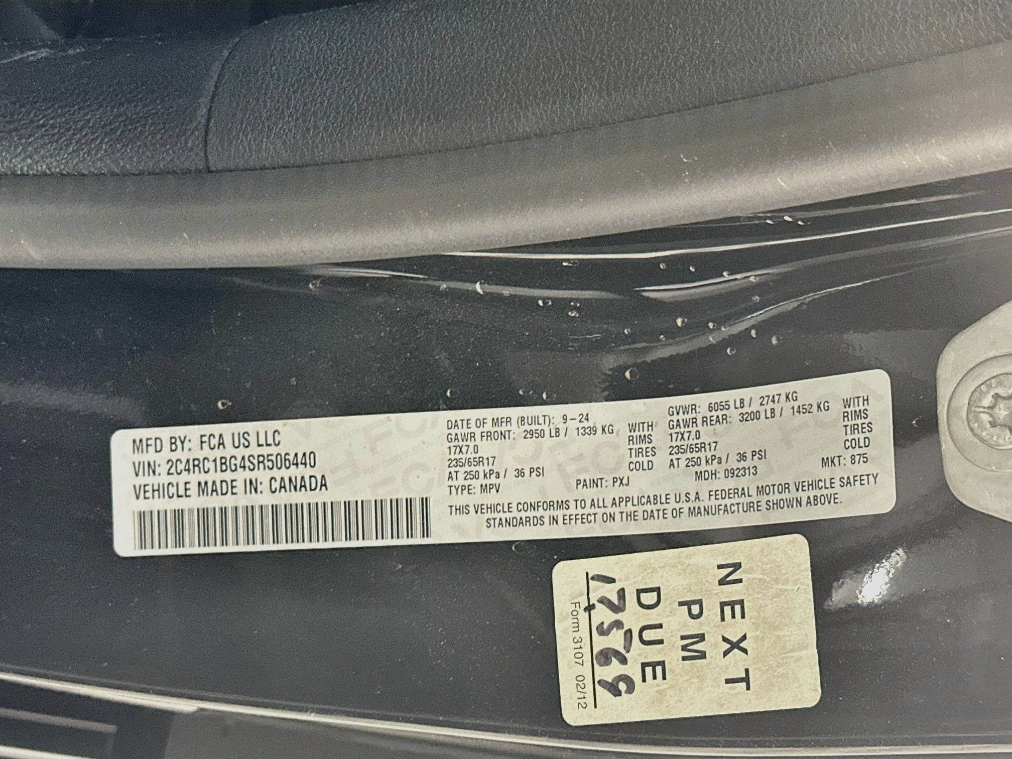 Used 2025 Chrysler Pacifica Select FWD image 12