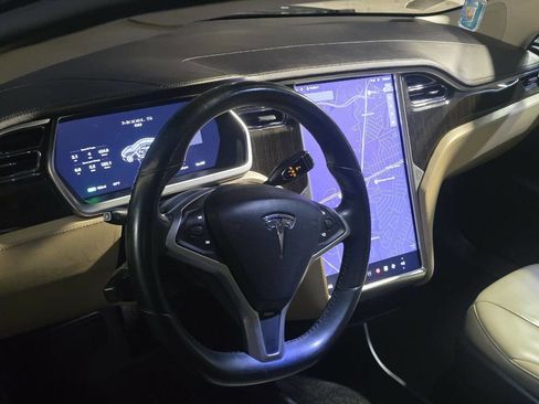 Used 2013 Tesla Model S Base 4dr Liftback (60 kWh) image 11