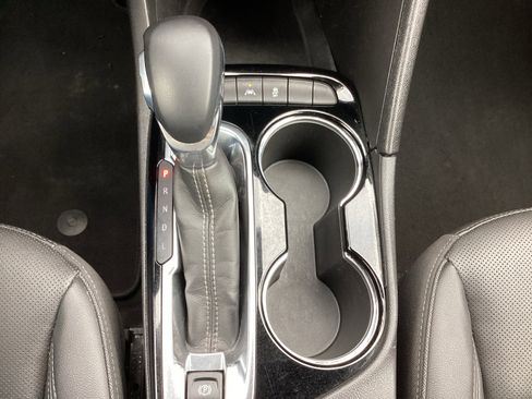 Used 2024 Buick Encore GX Sport Touring image 24