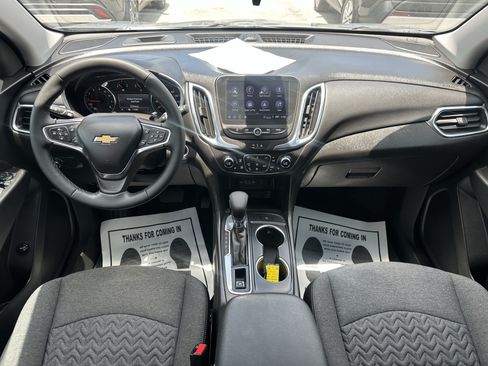 Certified 2024 Chevrolet Equinox LT FWD image 13