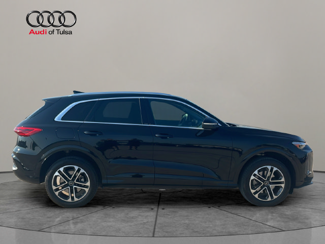 Used 2025 Audi Q5 Premium Plus w/ Premium Plus AWD/4WD image 6