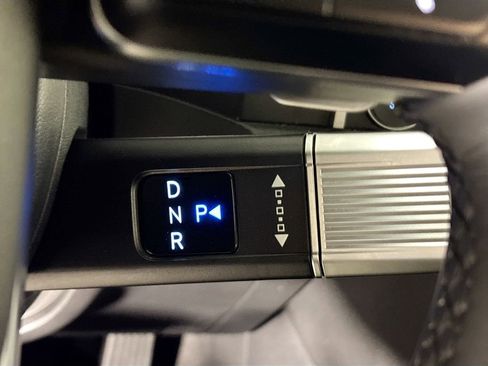 Used 2025 Hyundai Santa Fe SE image 18